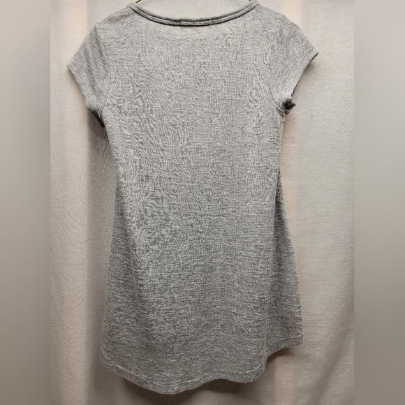 Junior's Rewind Size XS Grey Top with White Lace Overlay - Picture 3 of 6